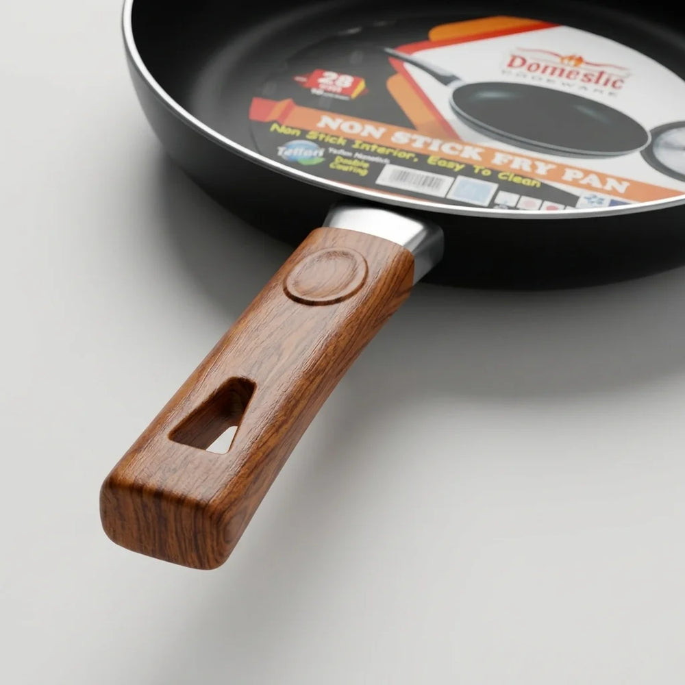 Nonstick 28 cm wooden